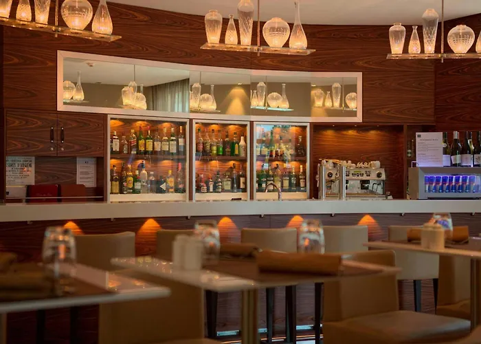 AC Hotel by Marriott Ambassadeur Antibes - Juan Les Pins
