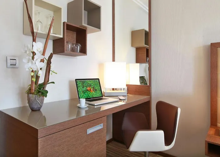 AC Hotel by Marriott Ambassadeur Antibes - Juan Les Pins